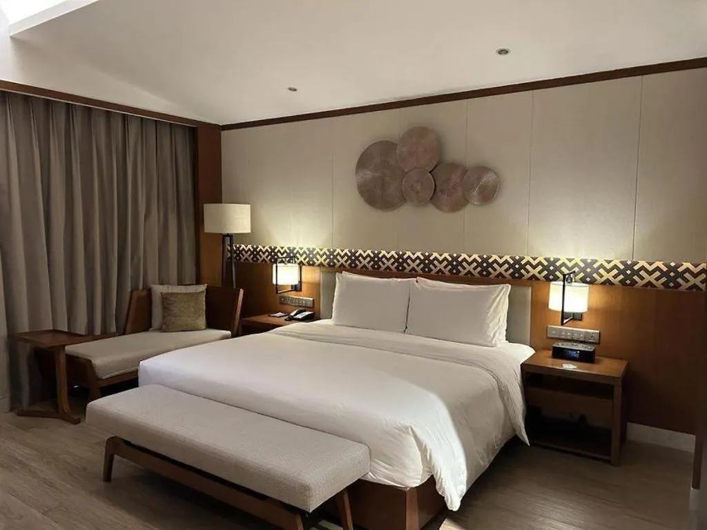 La Fountain Hotel & Resort Sanya