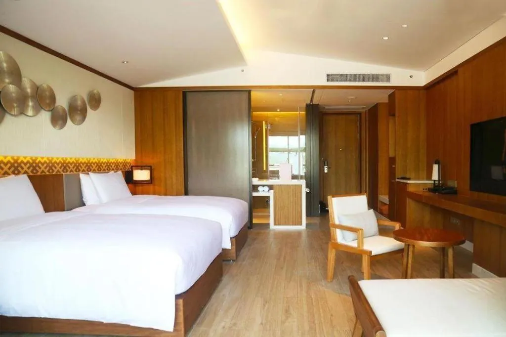 La Fountain Hotel & Resort Sanya 5*,  China