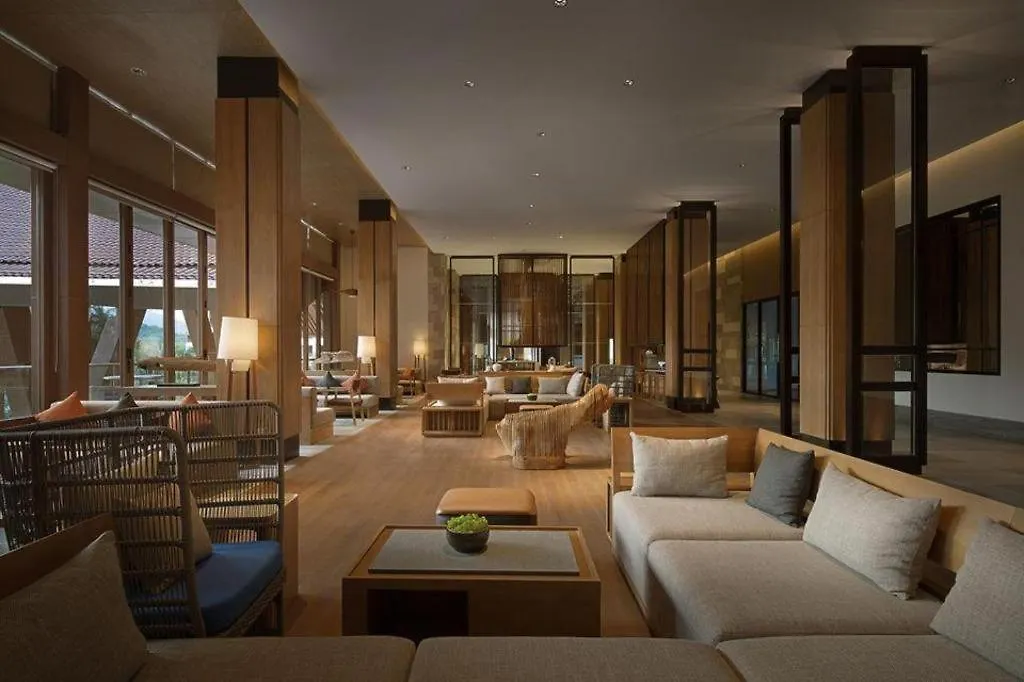 La Fountain Hotel & Resort Sanya 5*,