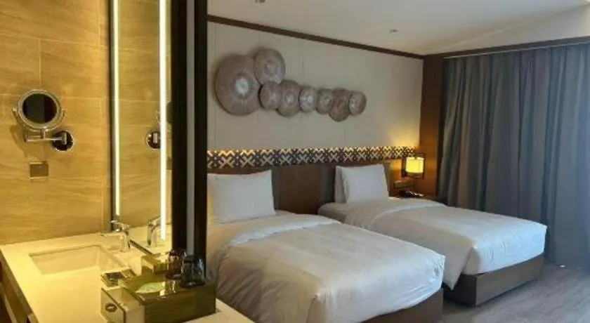 La Fountain Hotel & Resort Sanya