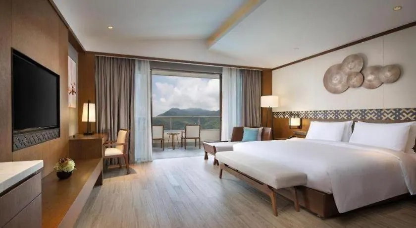 La Fountain Hotel & Resort Sanya