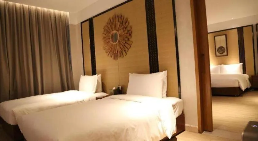 La Fountain Hotel & Resort Sanya